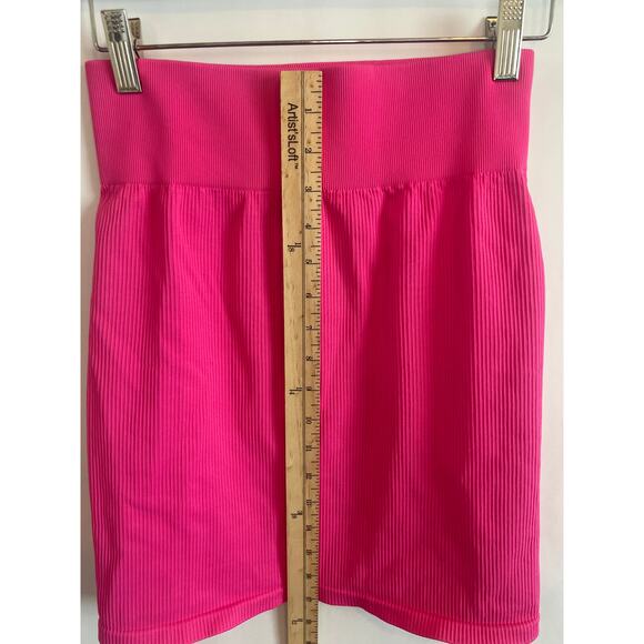 MINI SKIRT HOT PINK SPANDEX 80'S SIZE LARGE - Picture 6 of 7